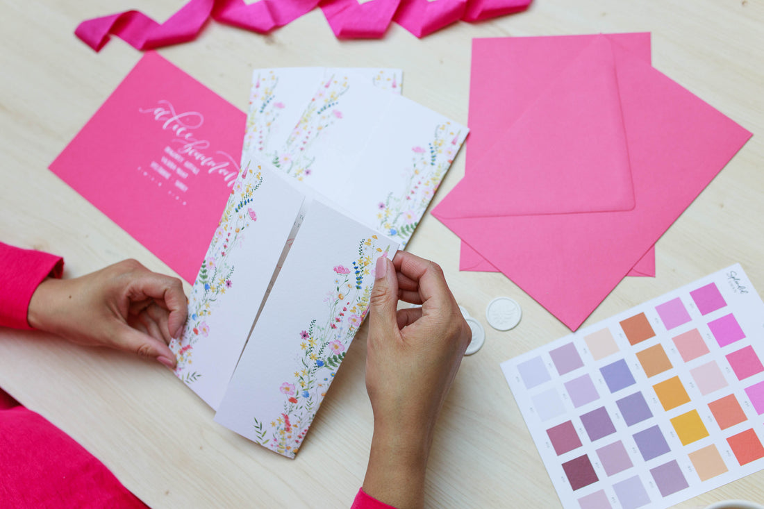 How Many Wedding Invitations Do I Need?